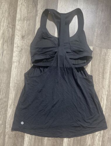 Lululemon Athletica (IC) Canotta Donna Senza Limiti Strati 6 Nero Racerback Usato in Ottime Condizioni - Foto 2 di 4