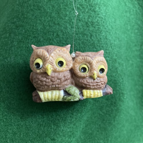 Ornament Owl couple Miniature 1-1/2 ” Tall. Hand painted and signed - Picture 6 of 6