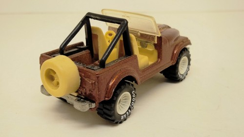 Hot Wheels 1987 "Jeep CJ-7" Real Riders - Picture 8 of 10