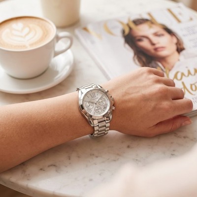 MICHAEL KORS WOMENS WATCH SILVER DIAL AND STAINLESS STEEL STRAP MK6174 AUTHENTIC