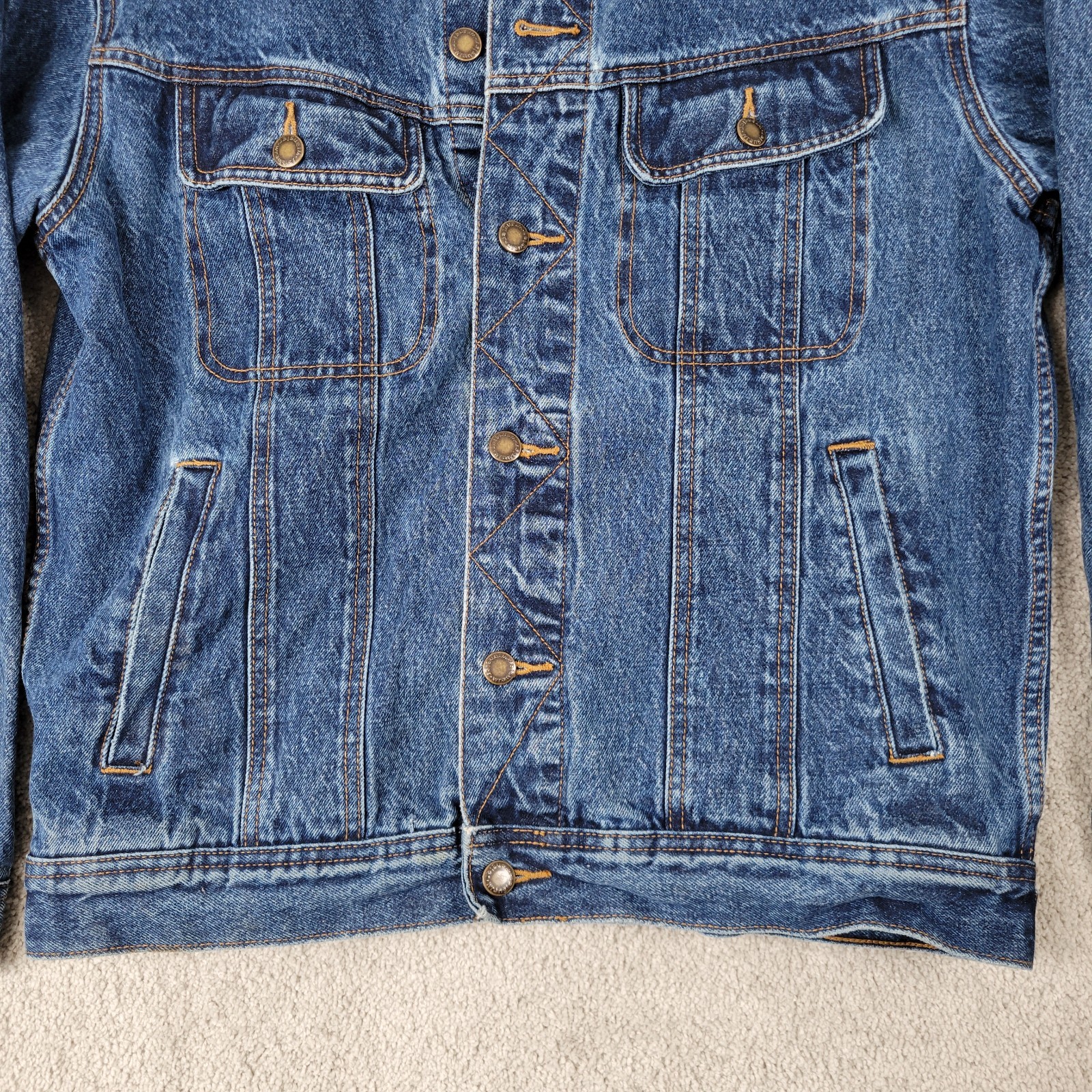 Wrangler Denim Jacket Mens Medium Blue Trucker Rugged Wear Outdoor RJK30AN