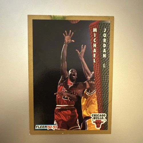 Fleer 1992-93 Michael Jordan Basketball Card #32 Chicago Bulls Base Set