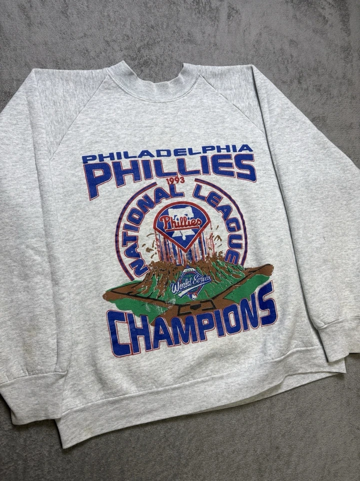 Vintage 1990s Philadelphia Phillies 1993 Champs Crewneck Sweatshirt Size L Grey - Image 2 of 4