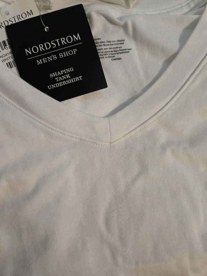 Camiseta interior Nordstrom Shop de compresión con cuello en V para hombre talla 2XL Foto 2 de 2