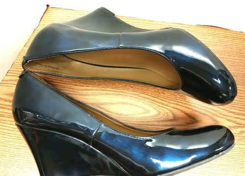 NEW YORK & COMPANY blaue Patent-Keilabsatz Neu ohne Verpackung Damen Größe 8 - Bild 6 von 7
