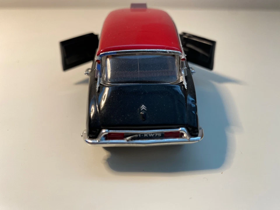 Citroën DS 19 "Taxi de Paris" anno 1963 - Rio 1/43 - ottime condizioni nuova - Immagine 4 di 4