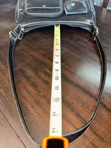 Bolso de Hombro M/L Negro Cartera Cremallera Informal Usado en Excelente Condición Muchos Bolsillos Cierre Seguro - Imagen 4 de 12