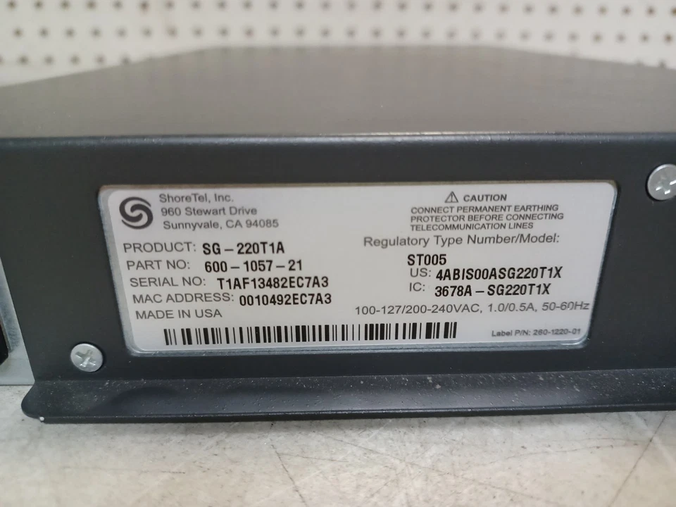 ShoreTel Telecom Switch ShoreGear 220T1A SG-220T1A 600-1057-21 - POWERS ON - Image 2 of 4