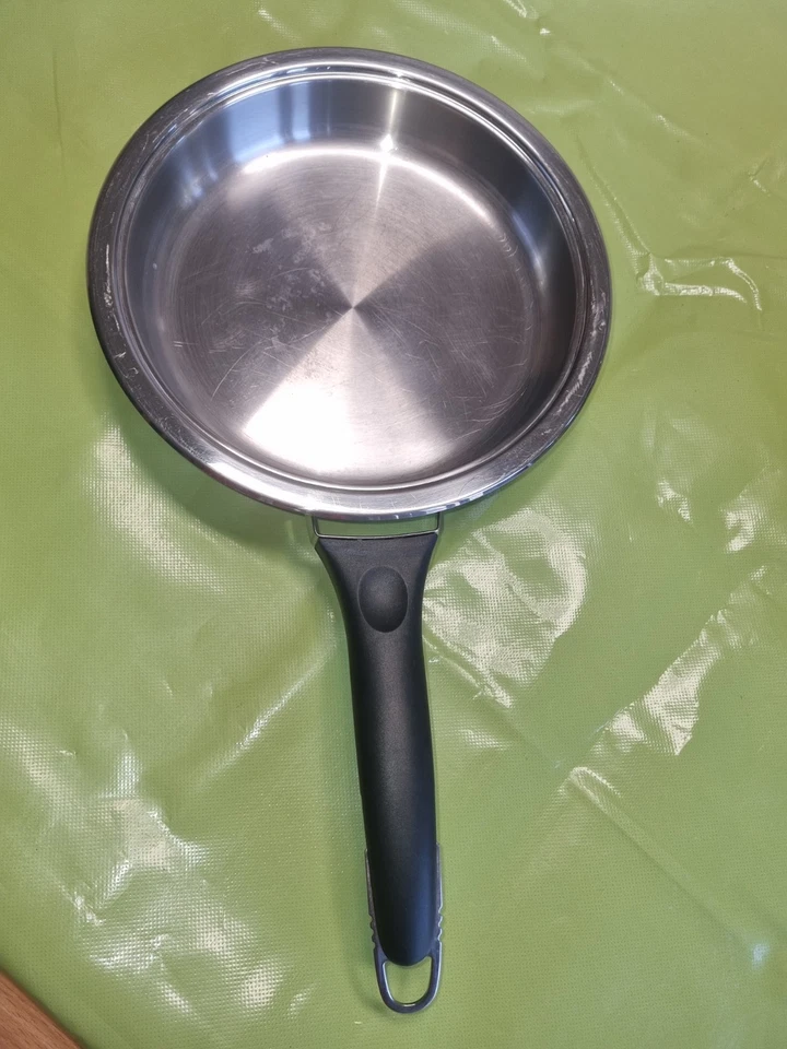 AMC Pfanne 20 cm 1,1 Liter ohne Deckel Induktion