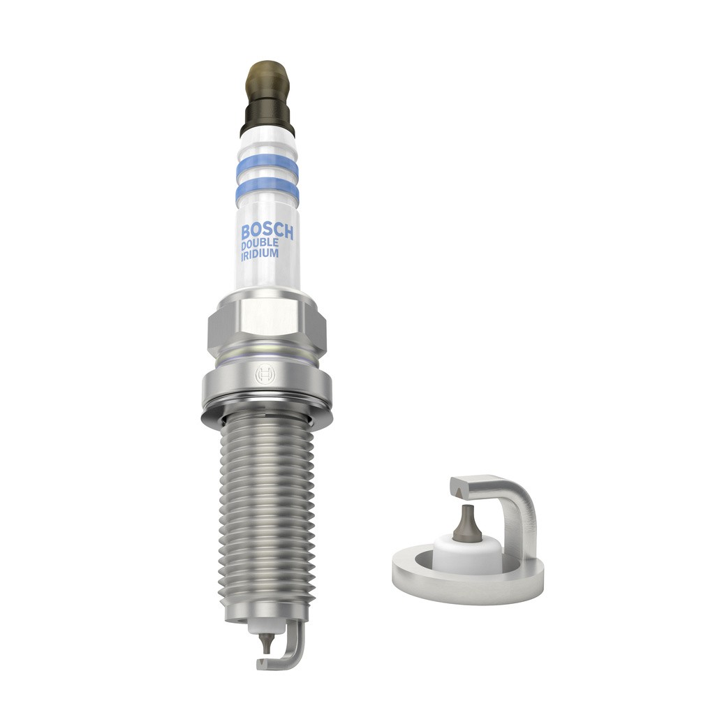 BOSCH Spark Plug for MERCEDES-BENZ NISSAN HONDA 6,2 2,5 12290-5K0-A01 22401JA01B