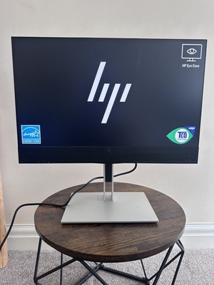 HP E24m G4 23,8'' FHD IPS USB-C Konferenz Monitor Webcam integrierte Lautsprecher