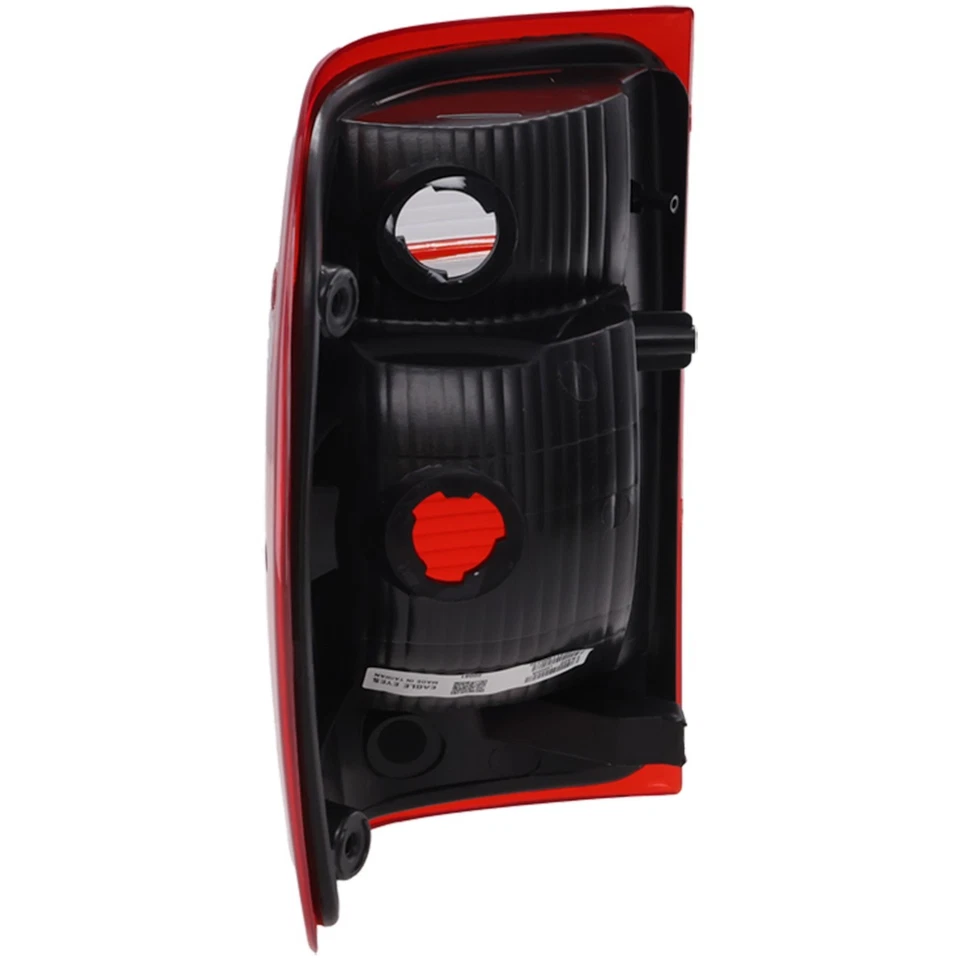 2001 - 2005 年福特 Ranger 右透明红色镜头卤素尾灯 — 第 4/4 张图片