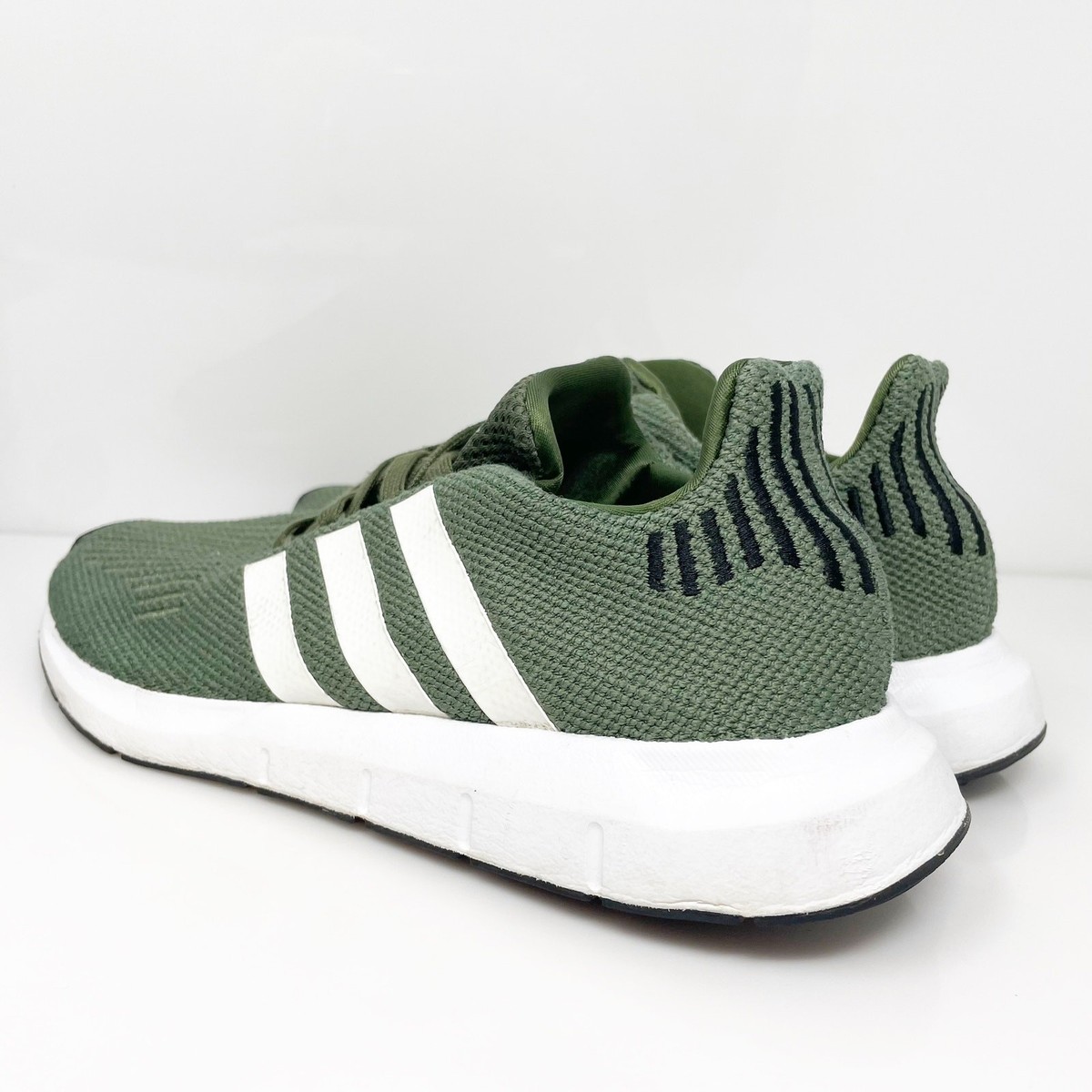 Adidas Womens Swift Run AQ0866 Green Running Shoes Sneakers Size