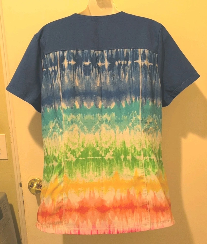 Women's Dickie Tye Dye Scrub Top Sz. Large In Excellent Condition  - Image 2 of 4