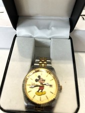 AUTHENTIC MENS DISNEY Mickey Mouse Dial Watch...