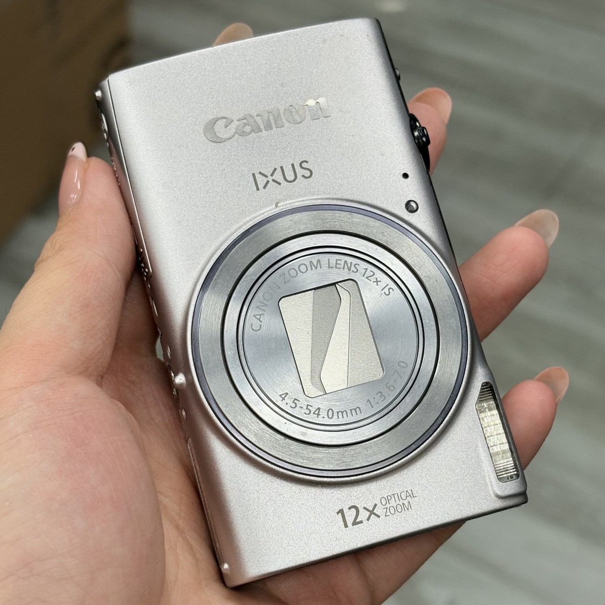 Canon PowerShot ELPH 350 HS IXUS 275 HS IXY 640 Digital Camera