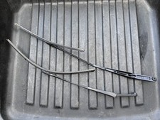 AUDI A4 8W2, B9 Vorderwischerarme 2023 RHD