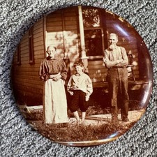 Vintage Tin Photo Plaque American Gothic Style Family Portrait approx 5-6 inches