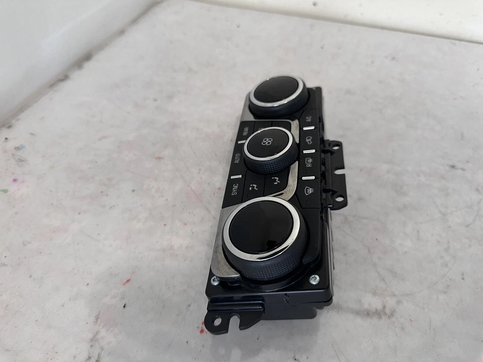 2015 Buick Enclave AC Heater Climate Temperature Control Unit OEM 23158335 - Изображение 2 из 4