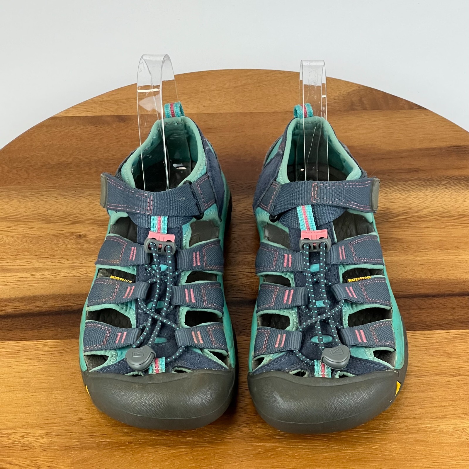 Sandali scarpe blu impermeabili Keen Newport H2 per bambini grandi taglia 3 Y in ottime condizioni