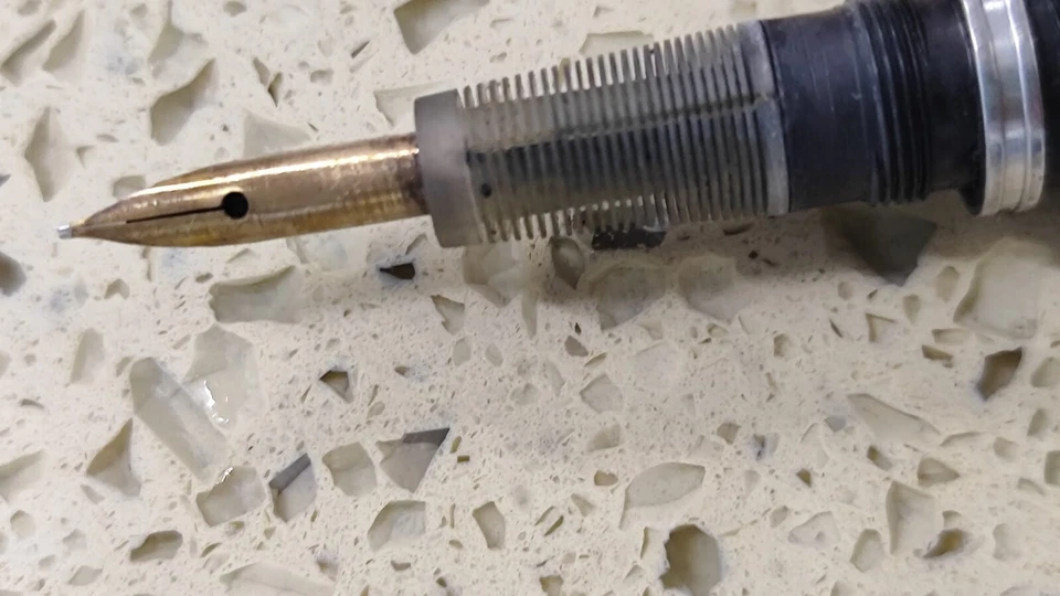 Pluma Estilográfica Parker 51, Piezas NUEVO EN PAQUETE ORO Y METAL TINTA CONVERTIDOR-EE. UU. Foto 4 de 4