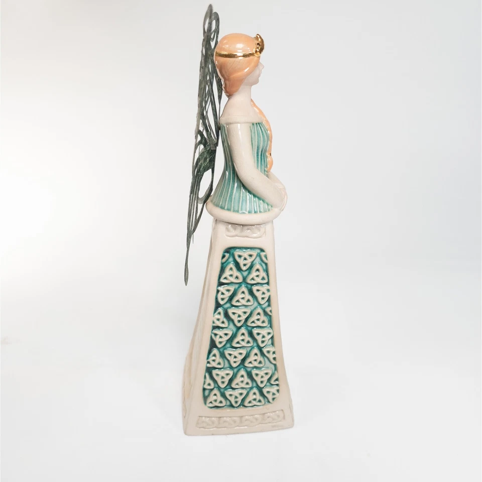 Figura de cerámica Enesco Eternamente Irlandesa Trinidad Nudo Pelo Rojo Ángel Foto 3 de 4