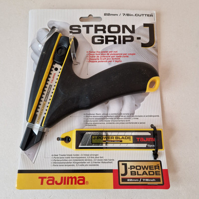 Cuttermesser  Tajima J Stron - Grip  Power Blade 22 mm  + 10 Esatzklingen 