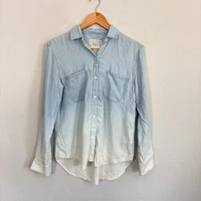 Rails Chambray Top Women Size XS Blue Carter Light Vintage Dip Dye New Flaw