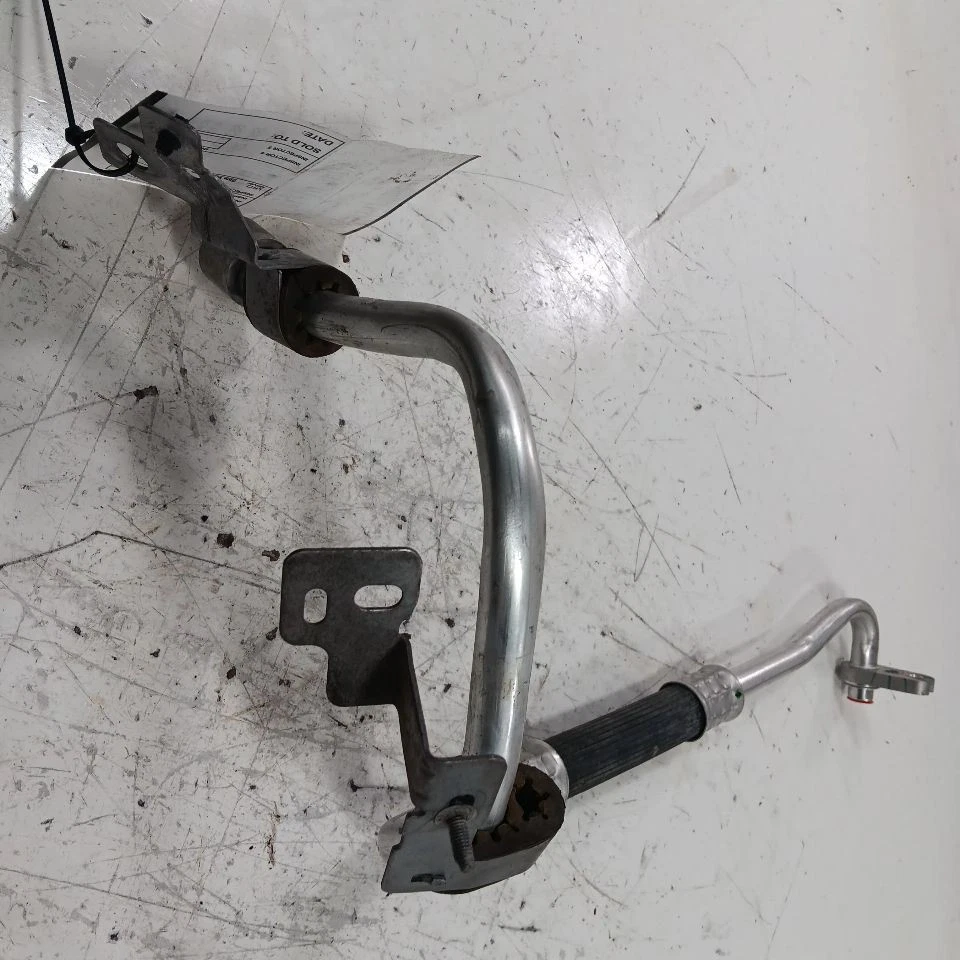 Ford Taurus AC Hose Line  2019 2018 2017 2016 2015 2014 2013 - Image 2 of 4