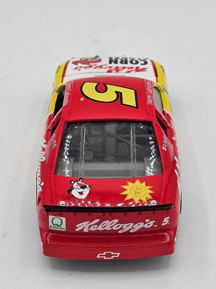 Terry Labonte #5 Kellogs Chevy Monte Carlo - 1996 Revell 1:24th Scale Diecast - Image 3 of 4