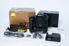 Nikon D750 Body + MB-D16 Battery Grip boxed complete 106395 shutter actuations