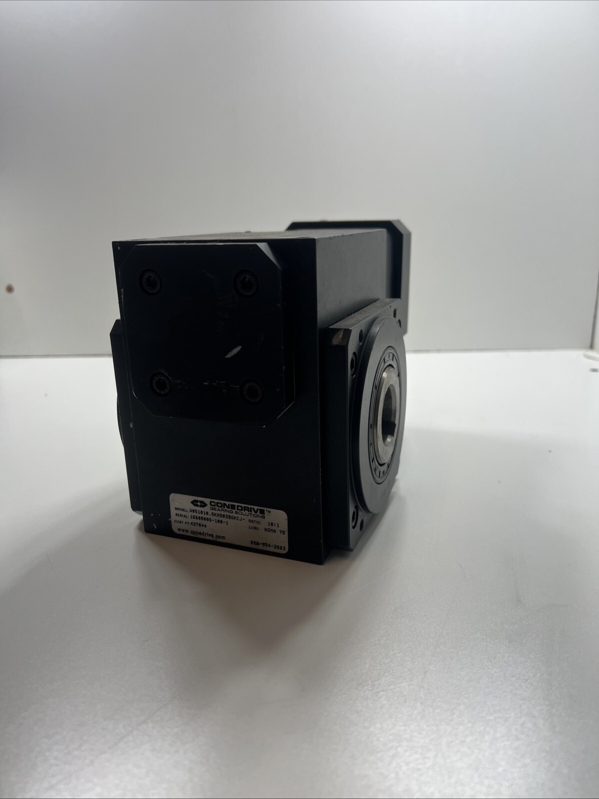 Cone Drive Speed Reducer, Gearbox, W051010.SKHS03BGKCJ 10 : 1 RATIO