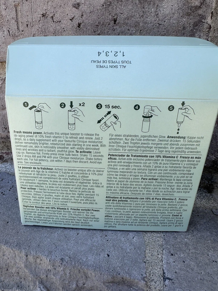 Clinique Fresh Pressed Daily Booster con Vitamina C Pura 10% - Juego de 4 potenciadores Foto 2 de 3