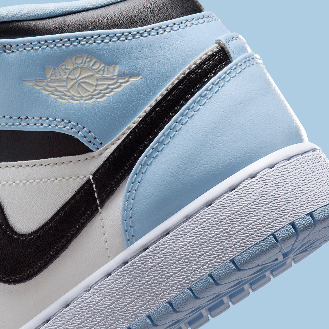 Nike Air Jordan 1 Mid GS