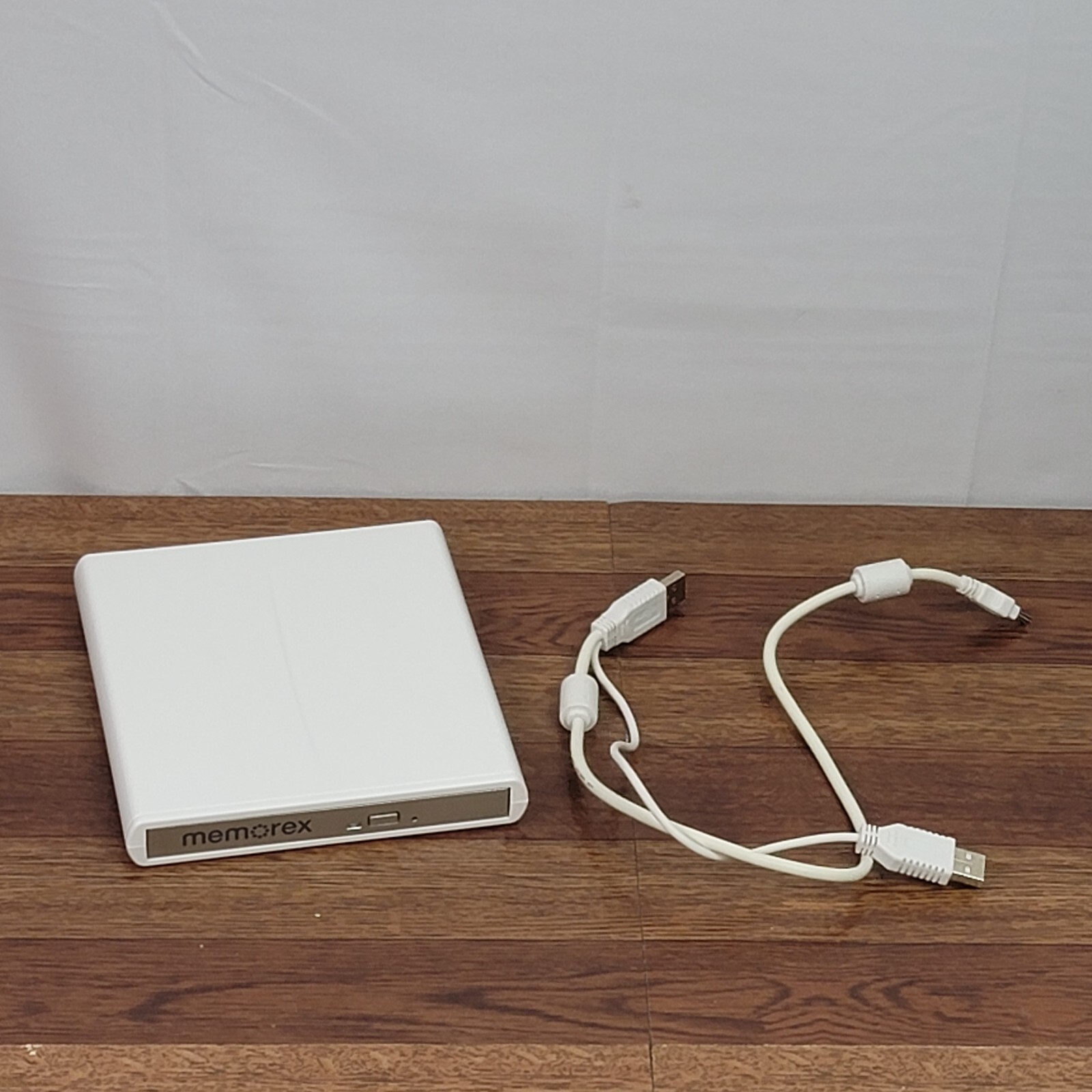 Memorex MRX-650LE Slim External 8x CD DVD Writer Drive Burner Reader PC & MAC