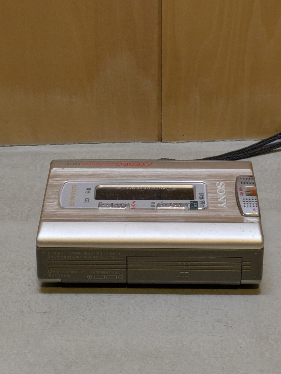 Sony TCS-600 Stereo cassette recorder Player Portable Confirmed