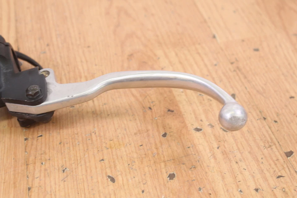 Suzuki RF900R 1996 cilindro maestro de embrague Foto 3 de 4