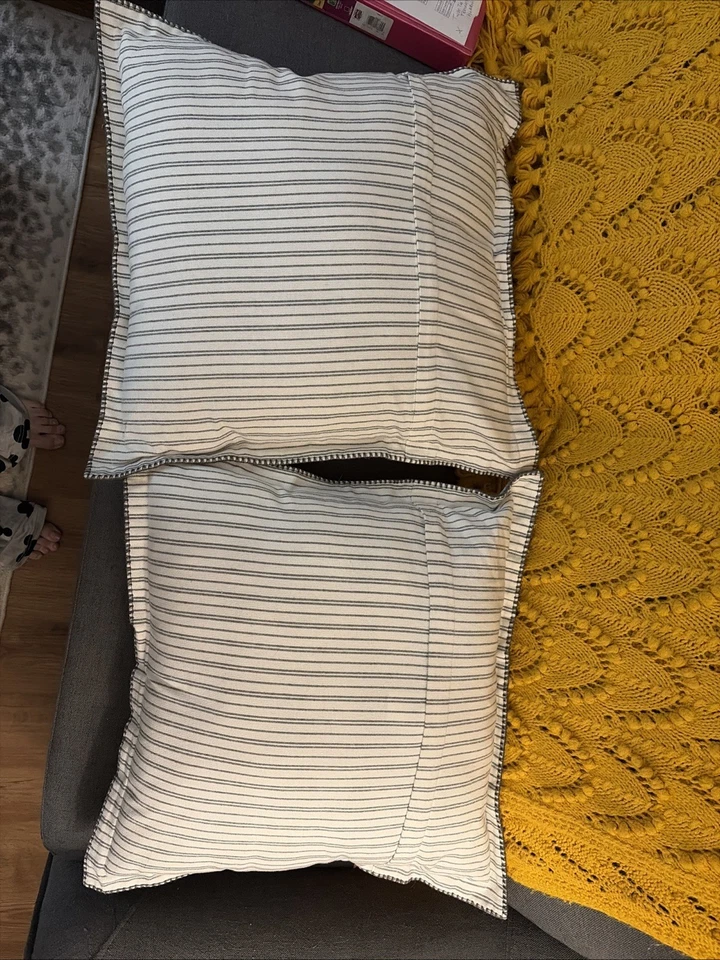 White and Grey Throw Pillows Set of 2 18x18 Decorative Farm Style Square Pillow - Image 2 of 4