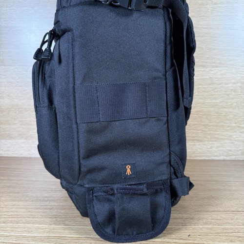 LowePro Slingshot 202 AW All Weather Camera Backpack/Daypack - with Rain Cover - Picture 2 of 19