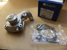 Pompe à eau Mazda 121