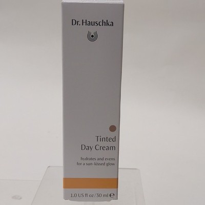 Dr. Hauschka Tinted Day Cream 1oz 30ml Hydrating All Natural Ingredients Face