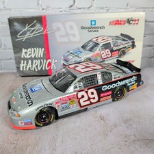 2002 Kevin Harvick 29 Goodwrench Monte Carlo 1:24 Action