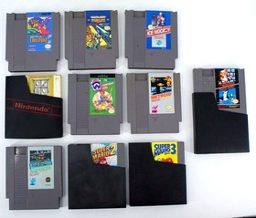 Nintendo Original NES-001 Console with PS, 2 Controllers, Zapper, & 10 Games