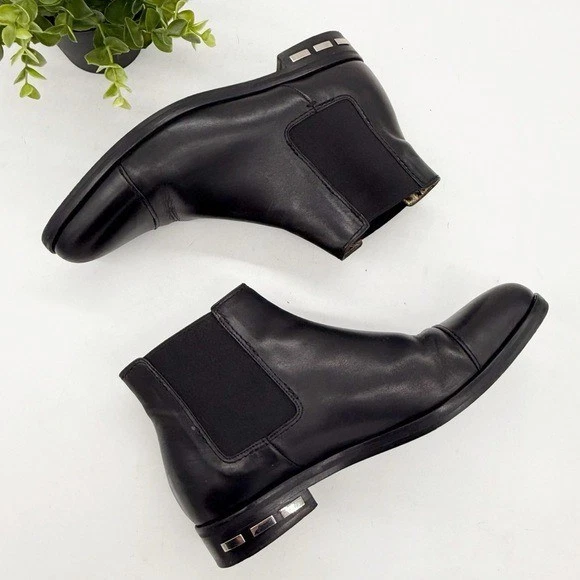 Bota Chelsea Lanvin Italia Cuero Negro Talla 7 Minimalista Detalle Metal Elegante Foto 2 de 4
