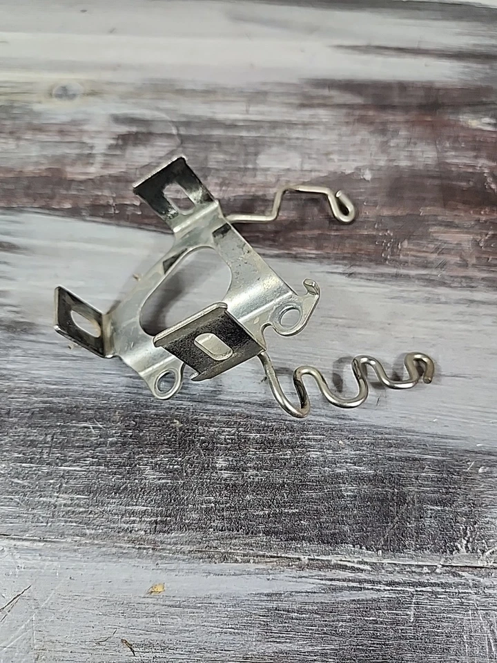 Soporte de montaje CDI 50163-KSE-000 2007-2023 Honda CRF150R CRF150RB OEM Foto 3 de 3