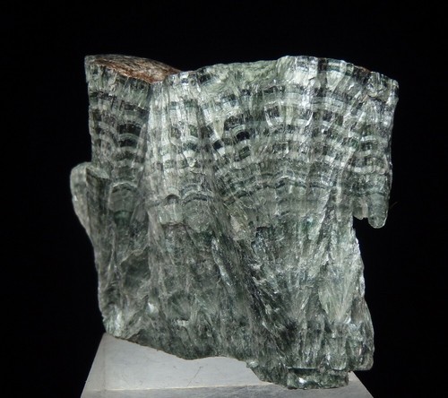 CLINOCHLORE var. SERAPHINITE Russia Zheleznogorsk Korshunovskoye deposit /pj921 - Picture 3 of 14