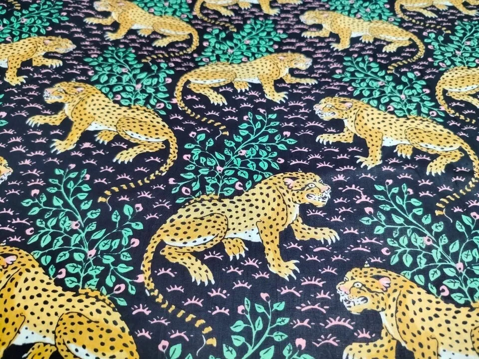 Telas de costura de tela de algodón impresas a mano de tigre azul indio de 25 yardas Foto 4 de 4