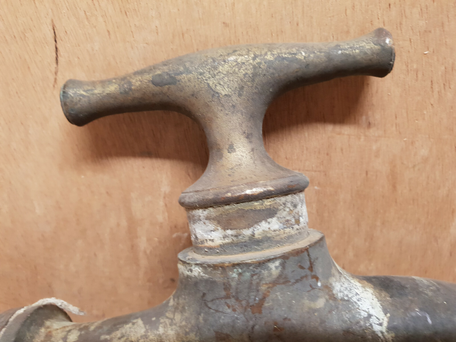 Ancien Robinet De Tonneau / Barrique En Laiton - Objet Décoratif Vintage