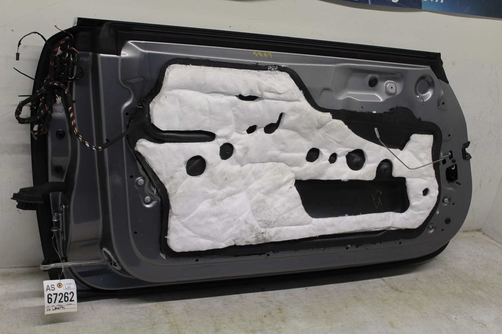 16 ROLLS ROYCE Front Door Left