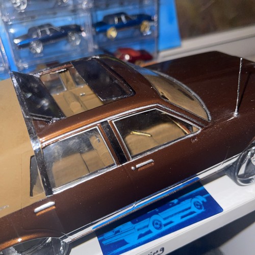 MCG 1/18 - CUSTOM CANDY BROWN CHEVROLET CAPRICE CLASSIC BROUGHAM LS ON MTW 30s - Picture 7 of 14